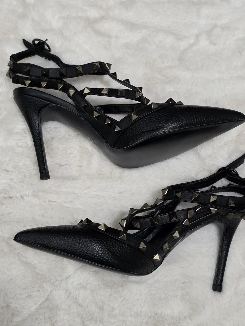 Valentino garavani rockstud